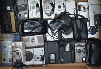 Lot 1 - A Tray of APS and Disc Cameras
