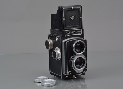 Lot 33 - A Rolleocord IV TLR Camera