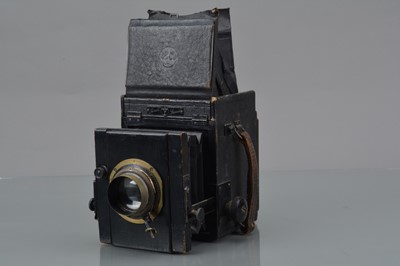 Lot 43 - A Thorton Pickard Junior Special Reflex Camera