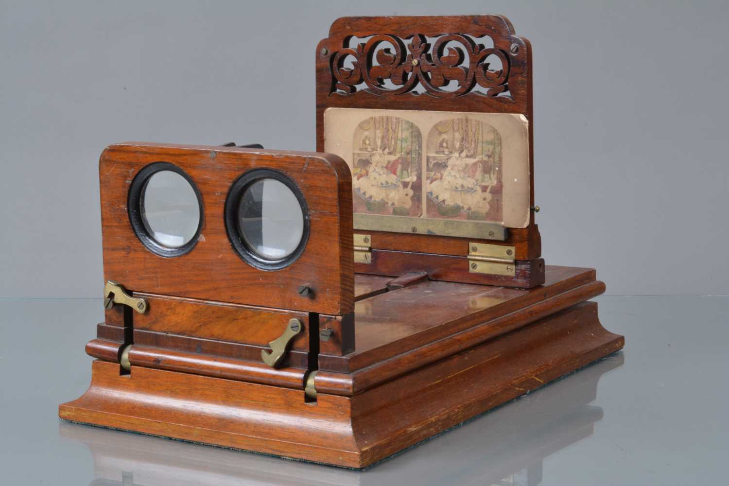 Lot 73 - A Late 19th Century Mahogany Stereoscopic