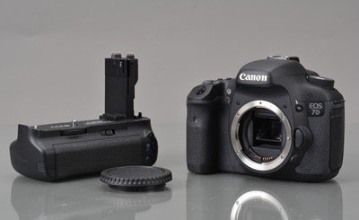 Lot 90 - A Canon EOS 7D DSLR Camera Body