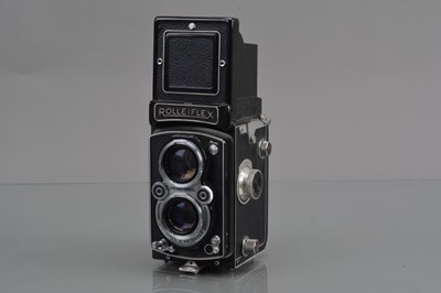 Lot 133 - A Rolleiflex Automat MX Sync TLR Camera