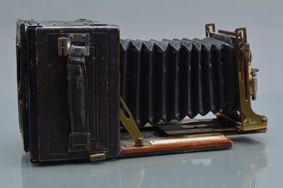 Lot 172 - A Quarter Plate Folding Bed Camera