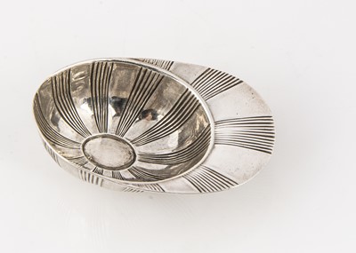 Lot 417 - A George III period silver tea caddy spoon