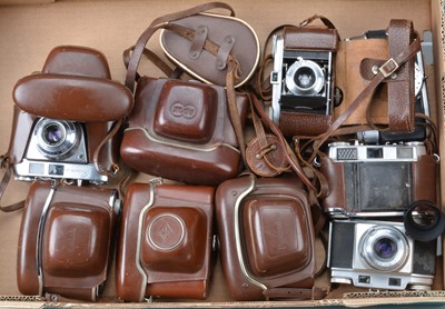 Lot 291 - A Tray of 35mm Cameras