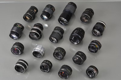 Lot 295 - A Tray of M42 Mount Prime Lenses