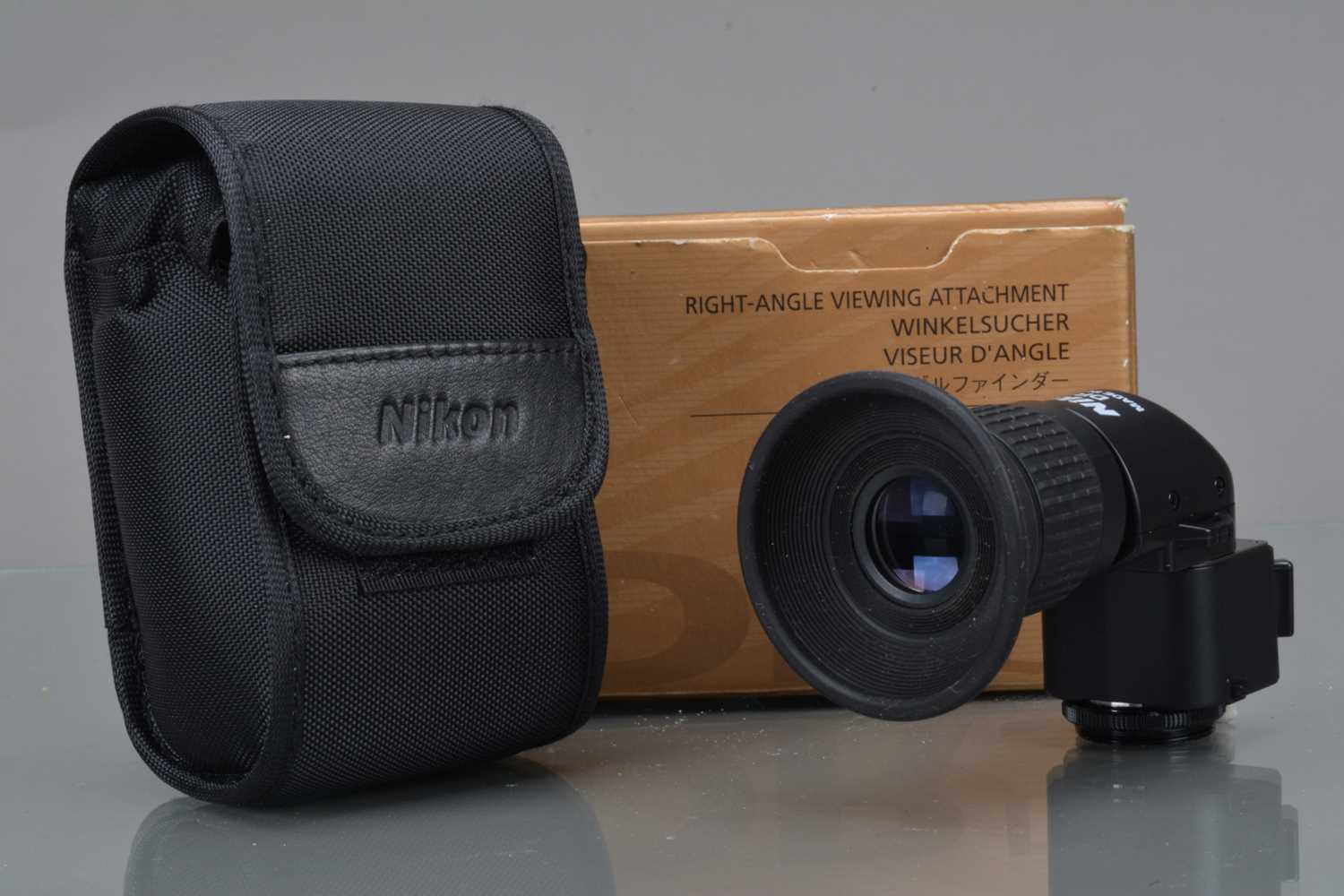 Lot 331 - A Nikon DR-5 Right Angle Finder