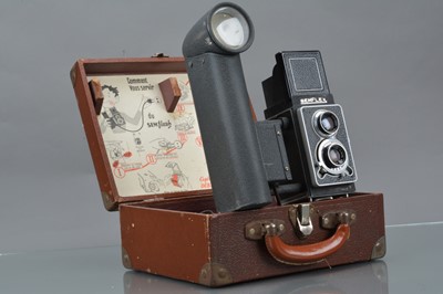 Lot 362 - A Semflex Semflash TLR Camera