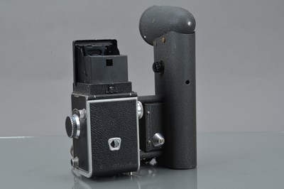Lot 362 - A Semflex Semflash TLR Camera
