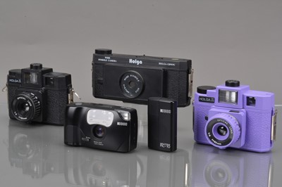 Lot 370 - Novelty and Compact Cameras