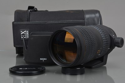 Lot 386 - A Sigma APO 70-200mm f/2.8D HSM Lens