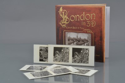 Lot 499 - A Voyager Press London in 3D Book