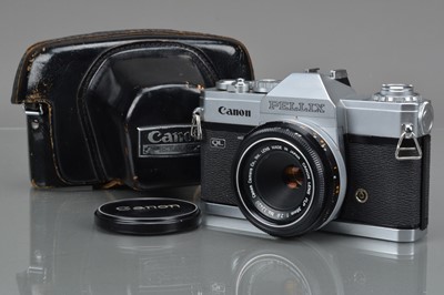 Lot 517 - A Canon Pellix QL SLR Camera