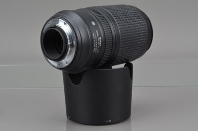 Lot 520 - A Nikon AF-S Nikkor 70-300mm f/4.5-5.6G ED VR Lens