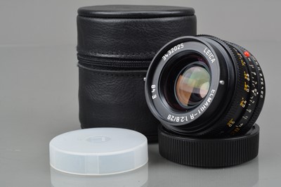 Lot 559 - A Leica Elmarit-R 28mm f/2.8 E 48 Lens