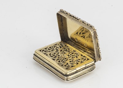 Lot 442 - A George IV silver vinaigrette by Nathanial Mills