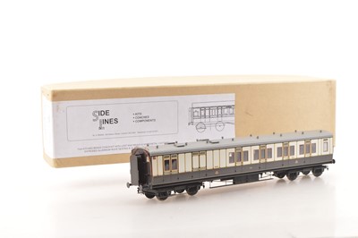 Lot 129 - Side Lines Kit Built Finescale 0 Gauge LNWR Cove roof brown & white lined All 1st side Corridor Brake end Passenger coach