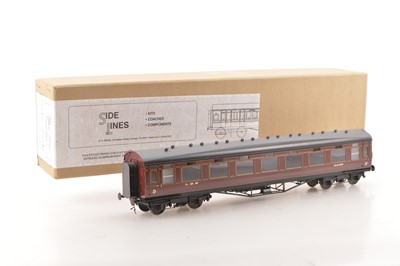 Lot 149 - Side Lines Kit Built Finescale 0 Gauge Period 2 LMS lined Livery Open 3rd side Corridor coach.