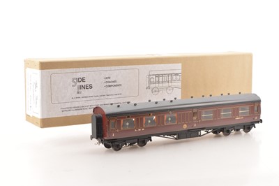 Lot 152 - Side Lines Kit Built Finescale 0 Gauge Period 2 LMS lined Livery Semi-open All 1st Corridor coach.