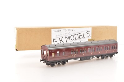 Lot 163 - E.K Models Scratch/ Kit-built 0 Gauge Finescale Period 3 LMS maroon lined Suburban Push-Pull Brake 3rd