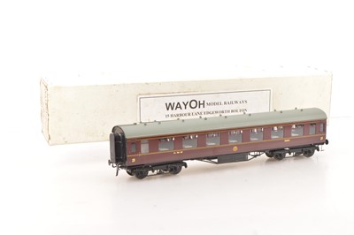 Lot 172 - Way0H Model Railways Kit/scratch Professionally Built Finescale 0 Gauge period 3 LMS Maroon Centre Corridor All 3rd coach