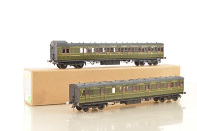 Lot 184 - Roxey Mouldings Finescale Kitbuilt 0 Gauge pair of SR Ex S.E.C.R Bird cage Suburban coaches