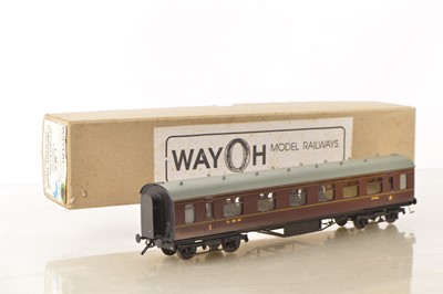 Lot 207 - Way0h Models Kitbuilt Finescale 0 Gauge LMS Stanier centre Corridor 1st/3td coach