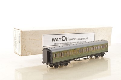 Lot 215 - Way0h Models Kitbuilt Finescale 0 Gauge SR Maunsell 59ft Flush side doors All 3rd side Corridor Coach