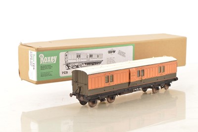 Lot 230 - Roxey Mouldings 0 Gauge Fine scale Kit-built LSWR full Brake coach, well built and painted in LSWR Salmon & brown and lined in red