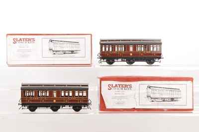 Lot 284 - Slaters Finescale Kitbuilt 0 Gauge pair of LMS Ex MR 6-wheel Passenger coaches