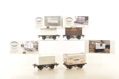 Lot 320 - Finescale Kitbuilt Parkside Dundas and Meteor Models O Gauge GWR Goods Wagons (4)