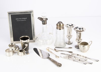 Lot 473 - A collection of silver and silver plated items