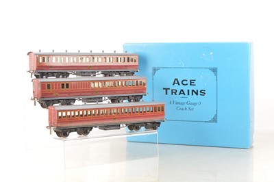 Lot 394 - ACE Trains 0 Gauge HRCA 30th Anniversary (1999) 57' Dreadnought three Coach set