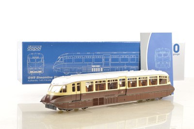 Lot 399 - Dapol 0 Gauge 7D-011-001S GWR chocolate and cream Streamline Railcar No 12