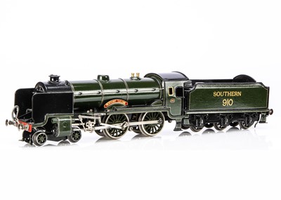 Lot 415 - Marklin 0 Gauge 4-4-0 Loco & Tender SR lined green Schools class 'Merchant Taylors'