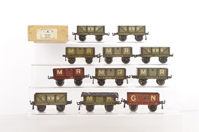 Lot 448 - Bing 0 Gauge group of open wagons