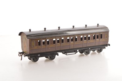 Lot 455 - Bing for Bassett Lowke 0 Gauge 1921 series GWR Lake livery All 1st coach