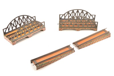 Lot 468 - Bing and other commercial Manufacturers 0 Gauge group of Railway accessories