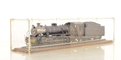 Lot 488 - Scratch built 0 Gauge SAR/SAS (South African Railways) 4-8-2 Loco & Tender static model