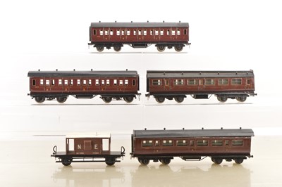 Lot 509 - Bing / Scratch built 0 Gauge Coaches