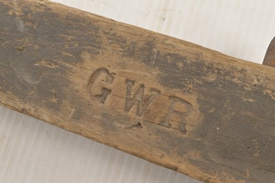 Lot 529 - vintage wooden GWR track Spirit Level