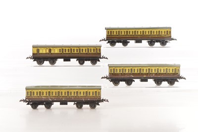 Lot 588 - Hornby 0 Gauge group of GWR Passenger coaches