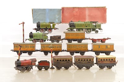 Lot 614 - Hornby 0 Gauge pre-war Locomotives and Rolling stock