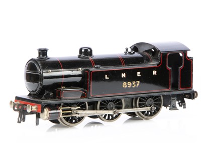 Lot 633 - Bassett lowke 0 Gauge 0-6-0 LNER lined black Tank Loco