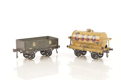 Lot 647 - Bassett Lowke 0 Gauge Winteringham Rolling stock