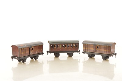 Lot 738 - Marklin Gauge 1 Trio of Midland 4-wheel Passenger coaches