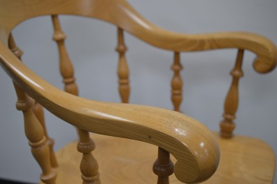 Lot 69 - A very high-quality Windsor style English oak swivel chair