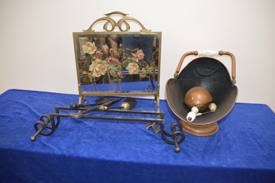 Lot 81 - A collection of fire side accessories