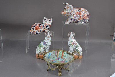 Lot 369 - Various Chinese porcelain items including an Imari palette pig