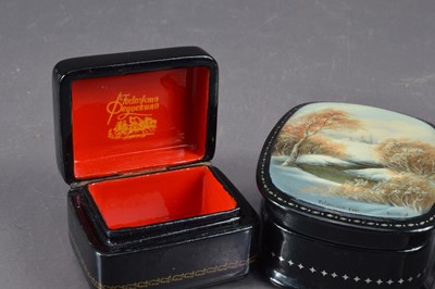 Lot 386 - Three fine 20th Century 'Fedoskino School' Russian lacquer boxes